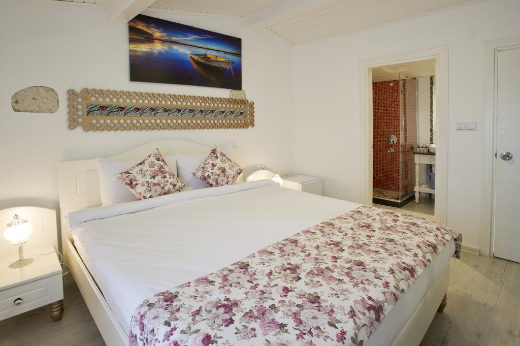 Lodos Butik Hotel Alacatı Bagian luar foto